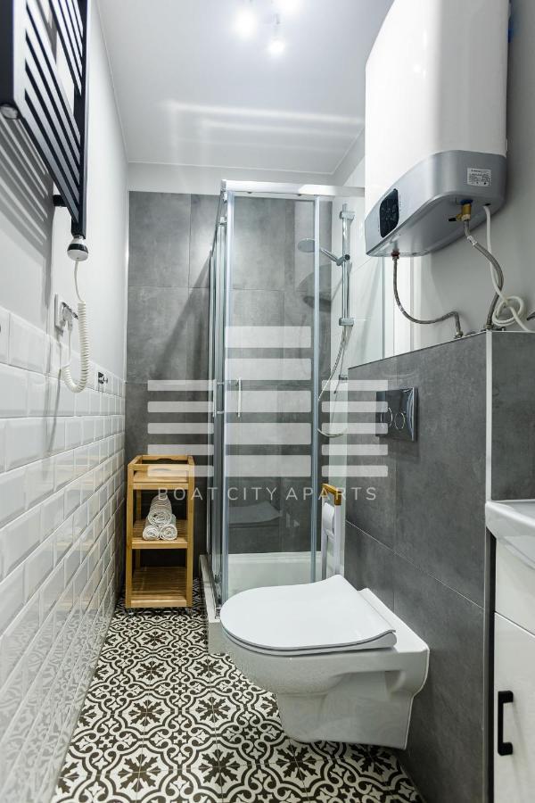 Boat City Aparts - Dworzec Lodz Fabryczna Ngoại thất bức ảnh